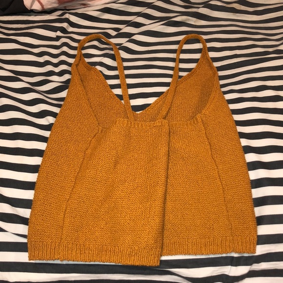 Top - Picture 2 of 3